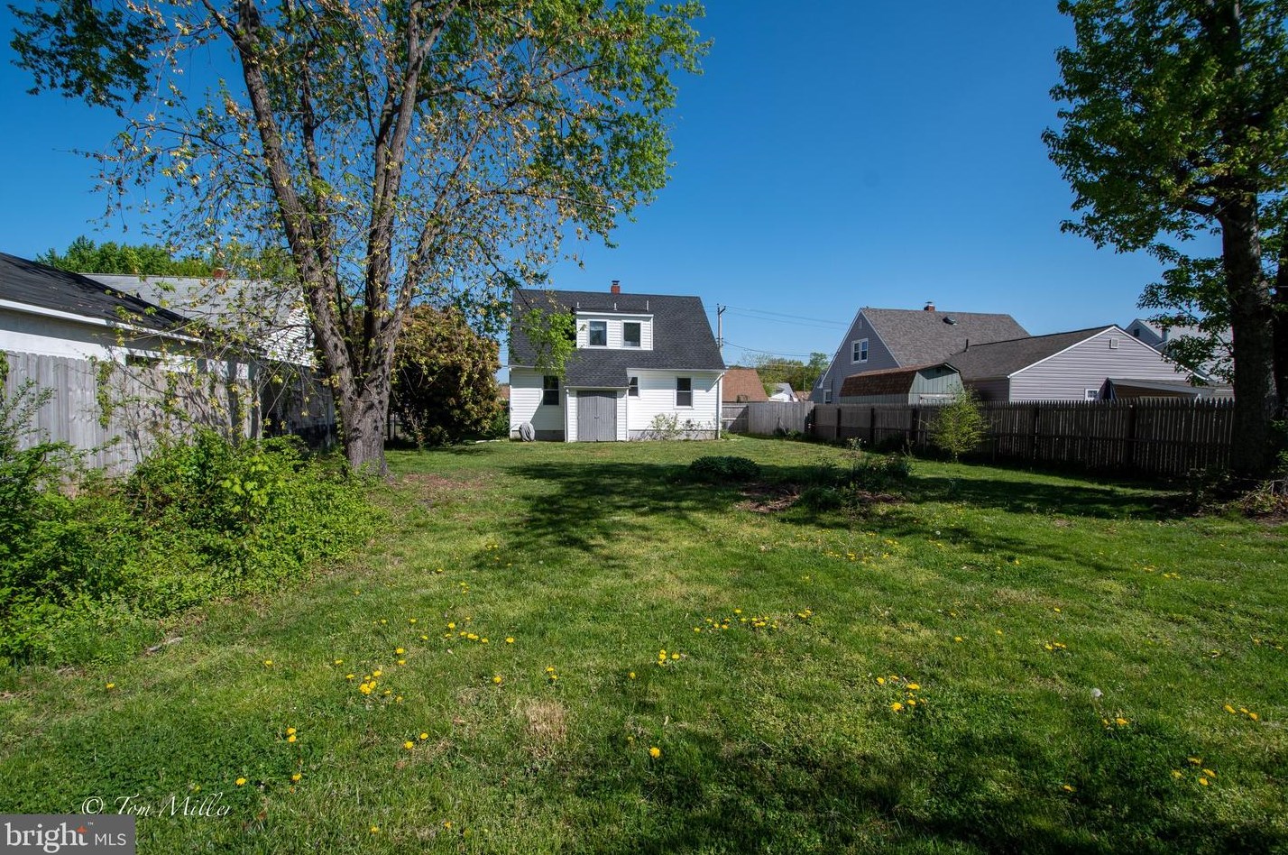 947 Kinwat Ave, Baltimore MD  21221-5219 exterior