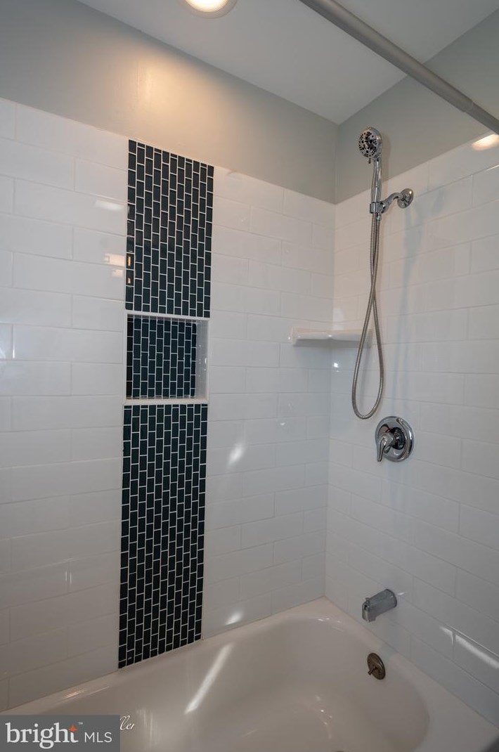 947 Kinwat Ave, Baltimore MD  21221-5219 exterior