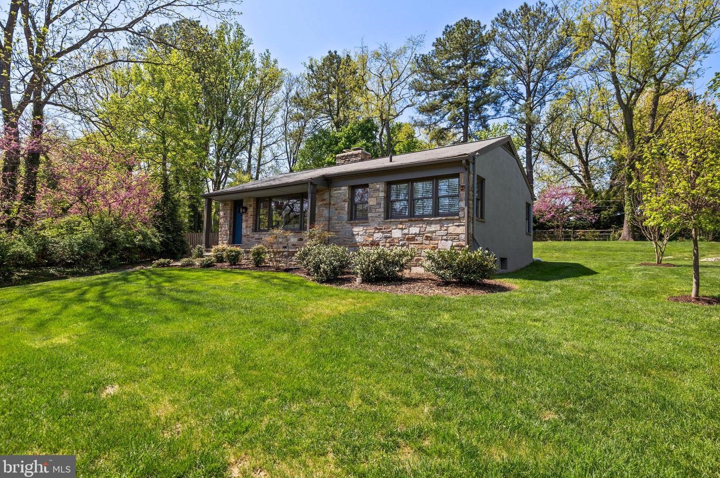 1204 Culvert Rd, Baltimore, MD 21286-1301