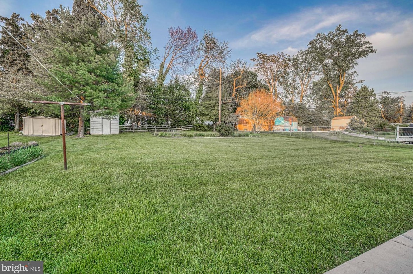 11 Greenwood Ave, Baltimore, MD 21206-1312
