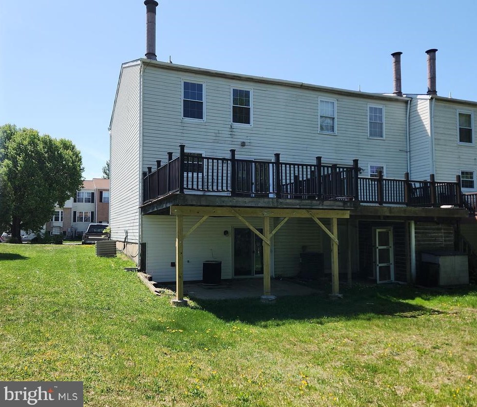 14 Halfpenny Ln, Baltimore, MD 21228-1151