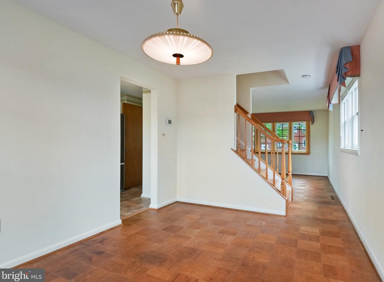 968 Circle Dr, Baltimore MD  21227-2322 exterior