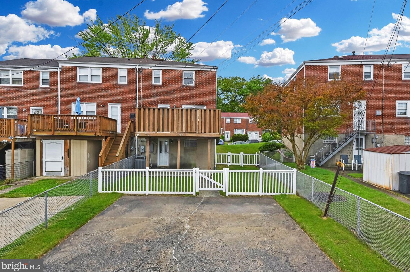 968 Circle Dr, Baltimore MD  21227-2322 exterior