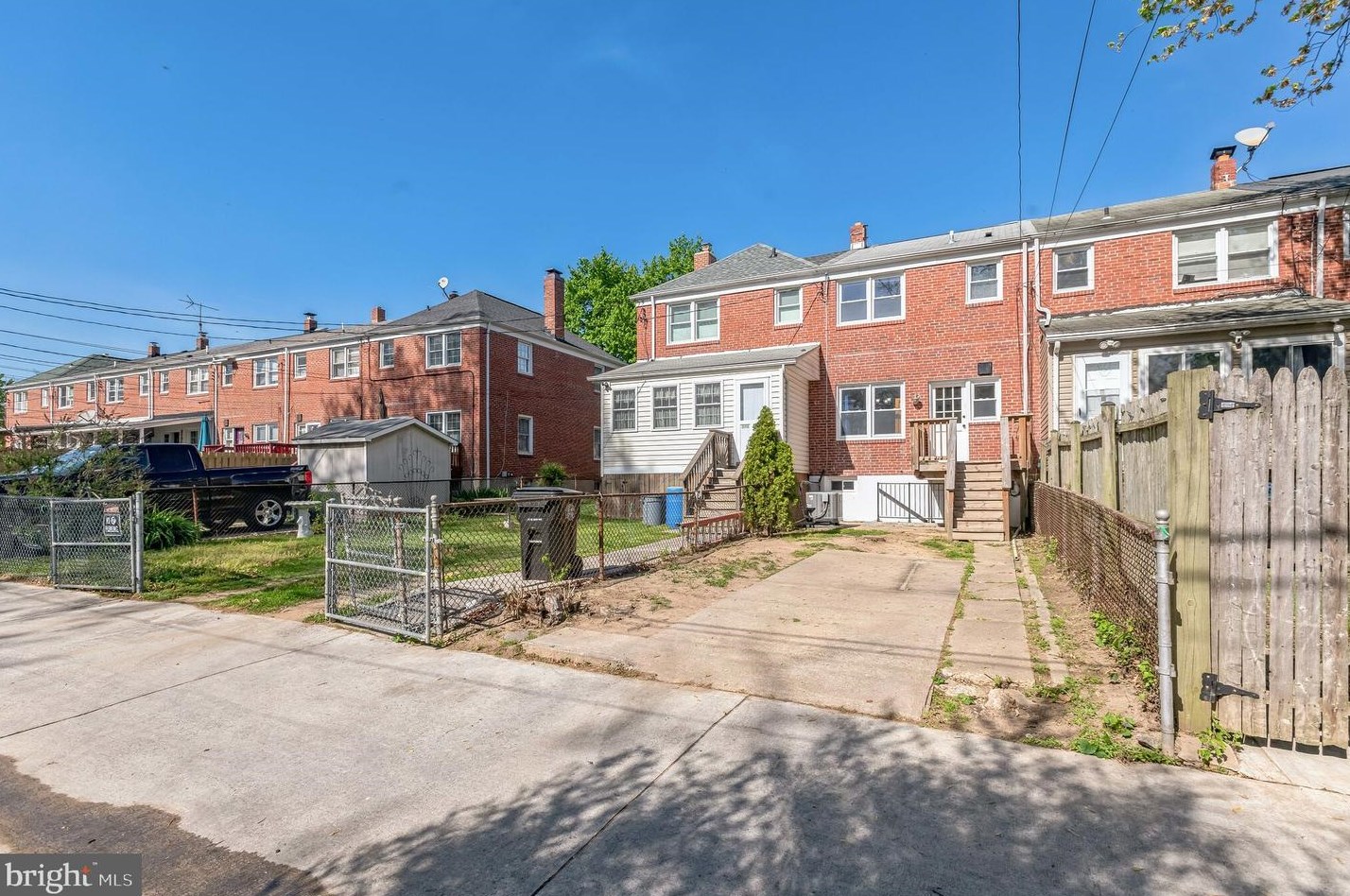 348 Grovethorn Rd, Baltimore MD  21220-4801 exterior
