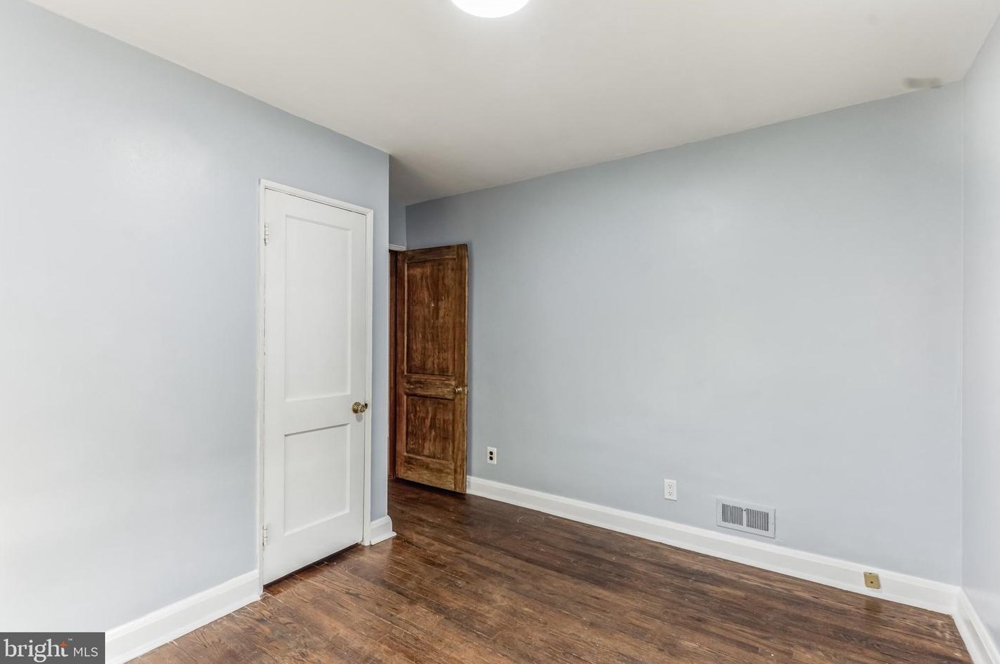 2505 Wendover Rd, Baltimore MD  21234-6221 exterior