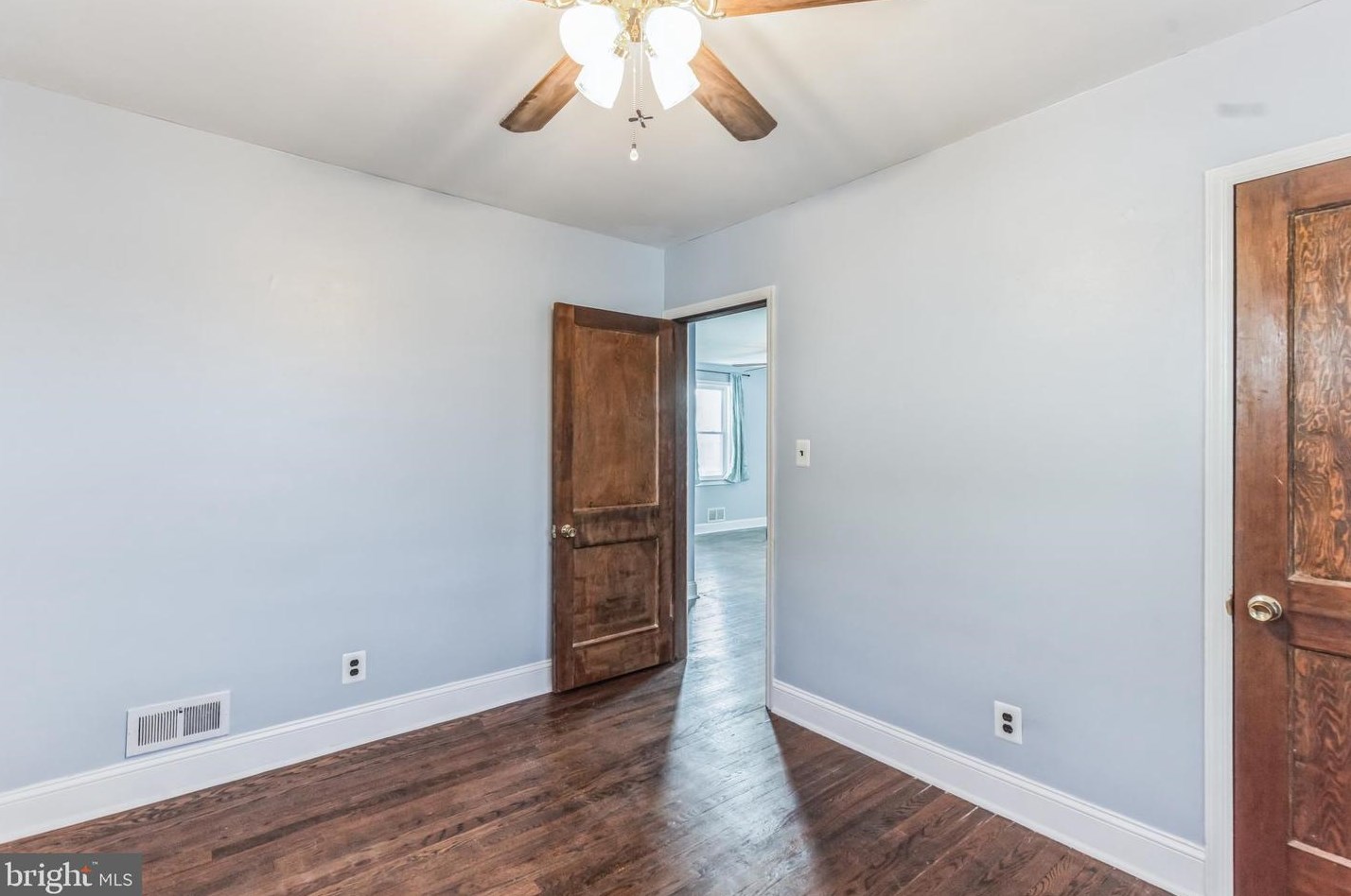 2505 Wendover Rd, Baltimore MD  21234-6221 exterior