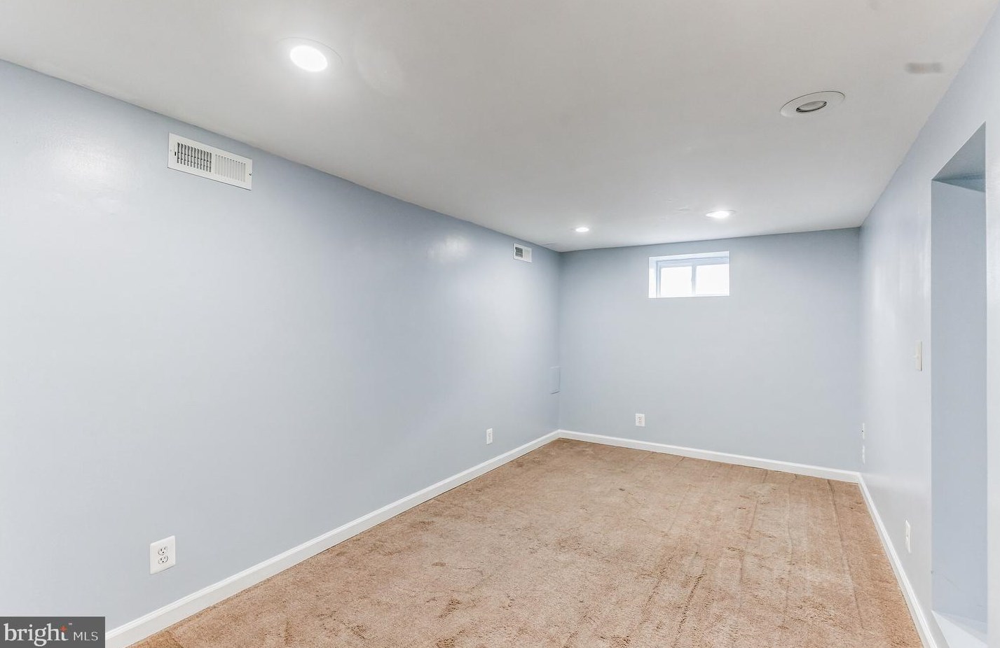 2505 Wendover Rd, Baltimore MD  21234-6221 exterior