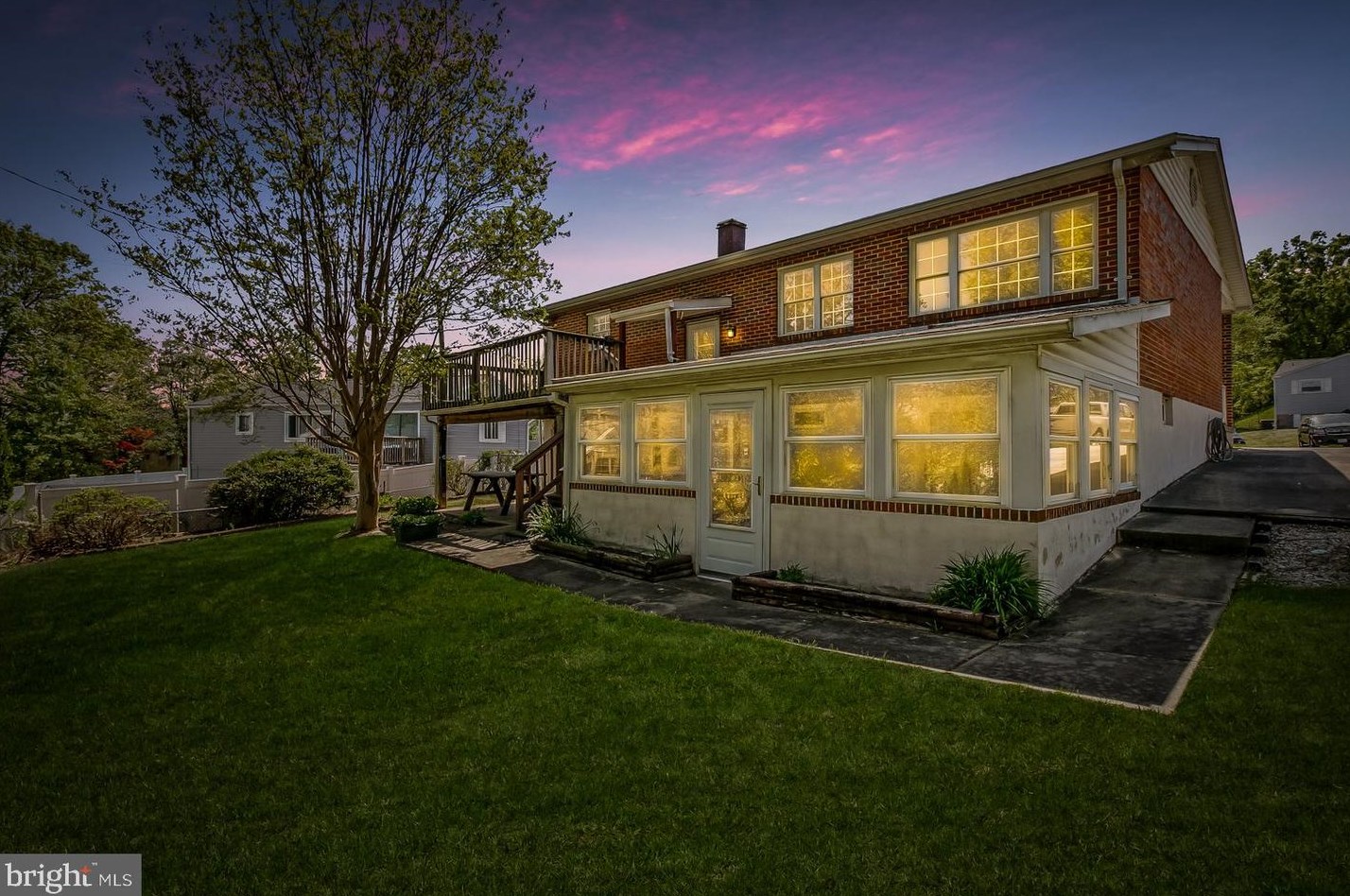 5104 Cynthia Ct, Baltimore, MD 21206-3002