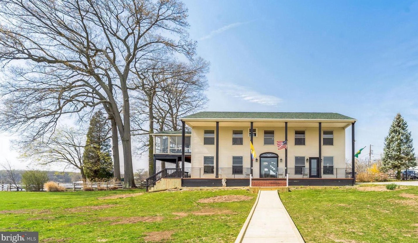 846 Sue Grove Rd, Baltimore, MD 21221