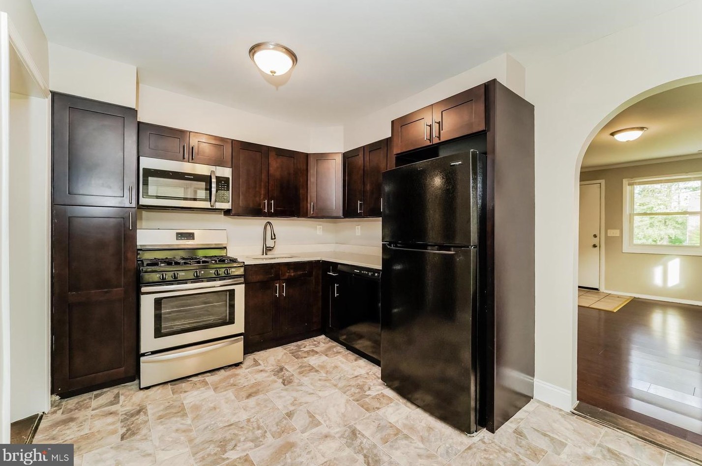 3118 Cresson Ave, Baltimore MD  21244-2808 exterior