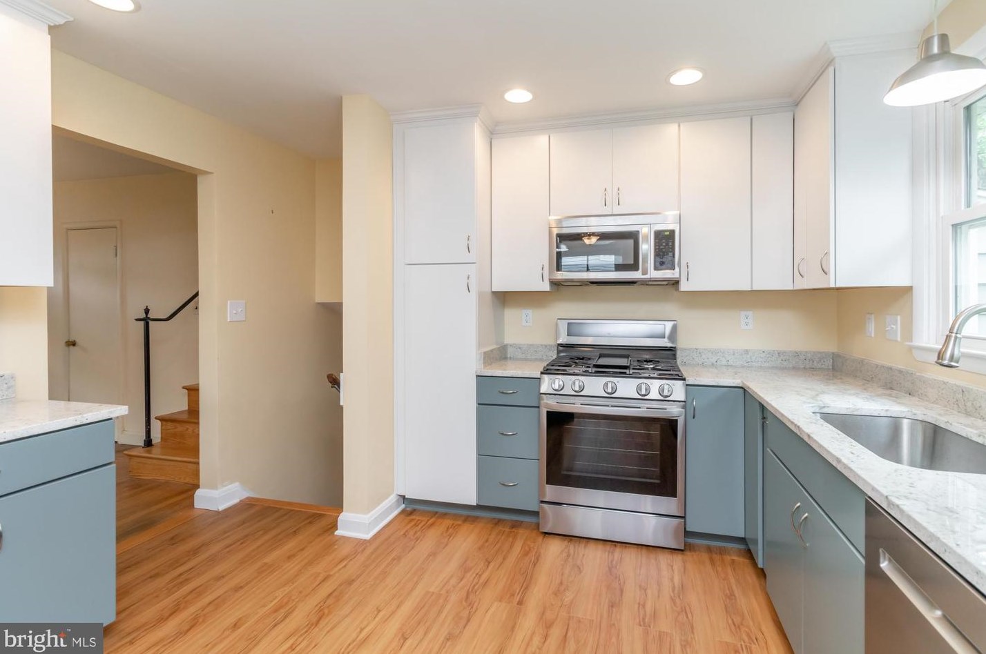 1621 Jeffers Rd, Baltimore MD  21204-1929 exterior