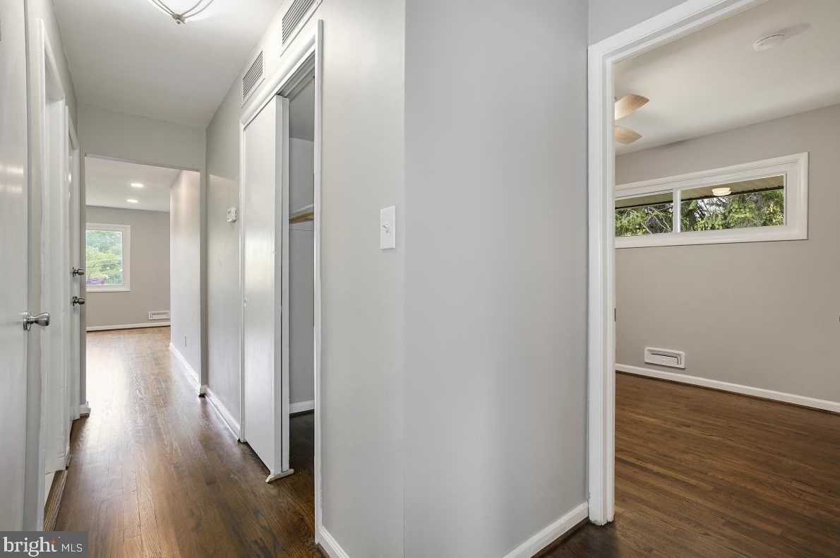 1323 Church Hill Dr, Baltimore MD  21208-3722 exterior