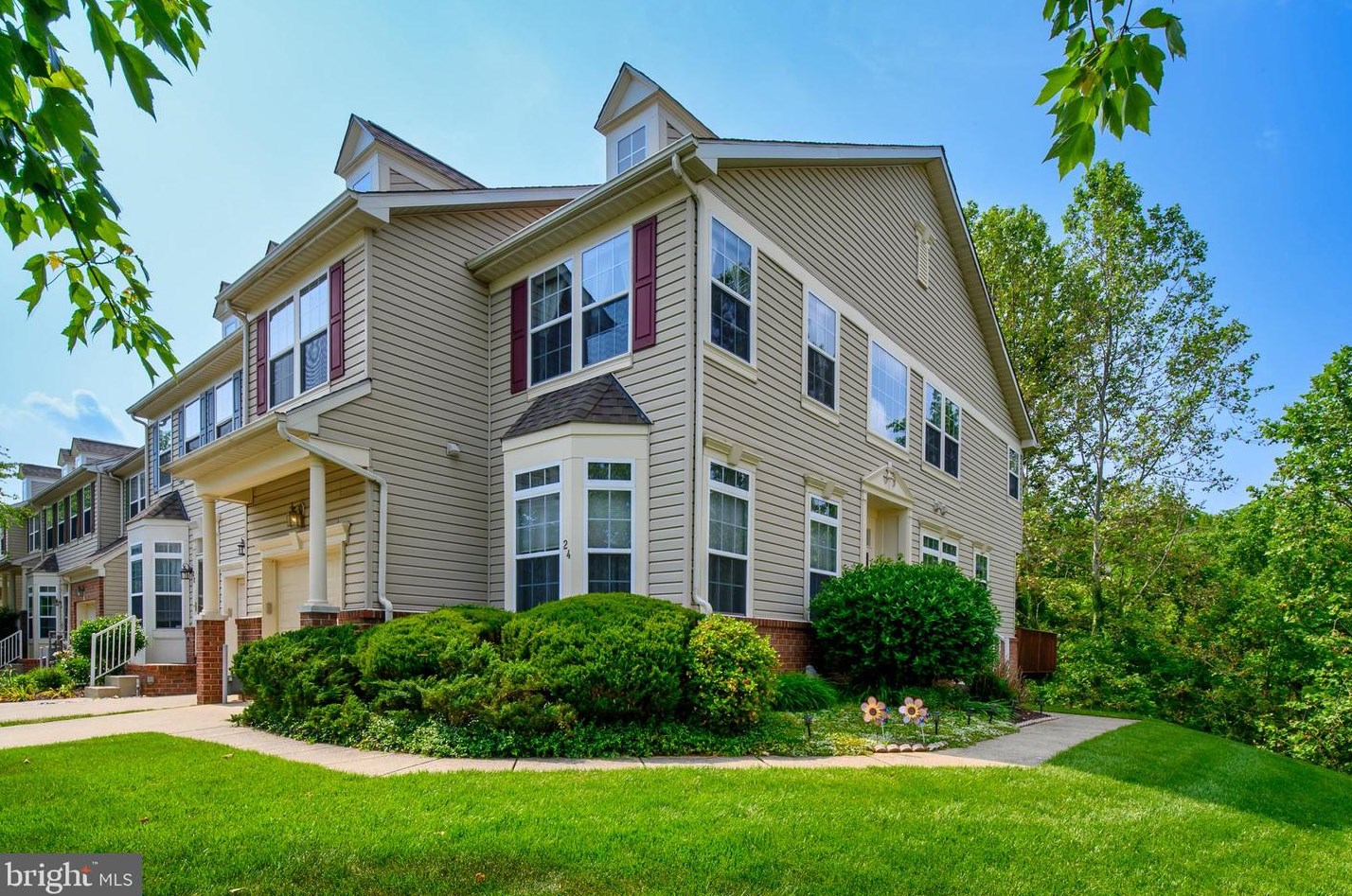 24 Pepperdine Cir, Baltimore, MD 21228-5382