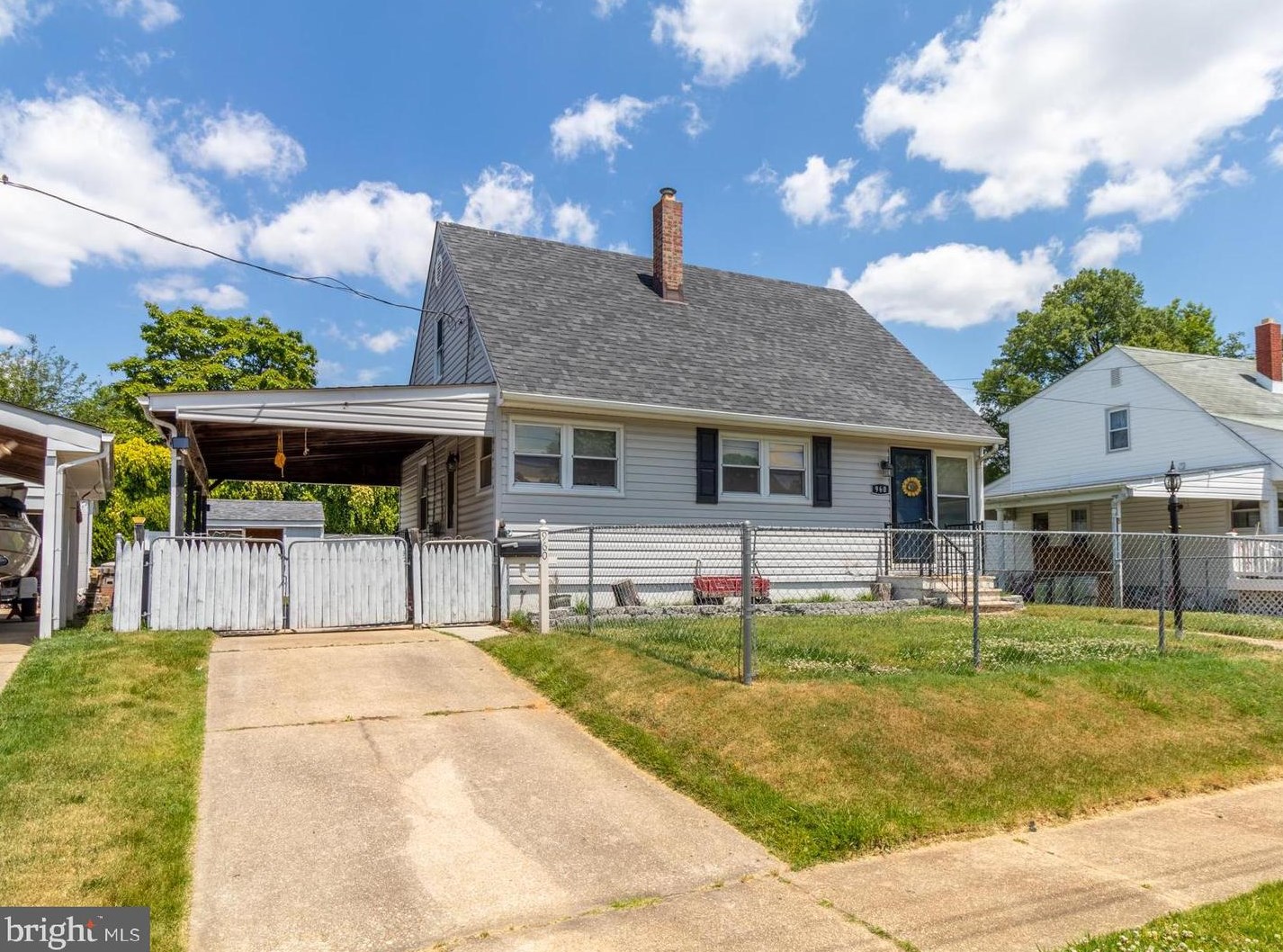 960 Lance Ave, Baltimore, MD 21221-5223