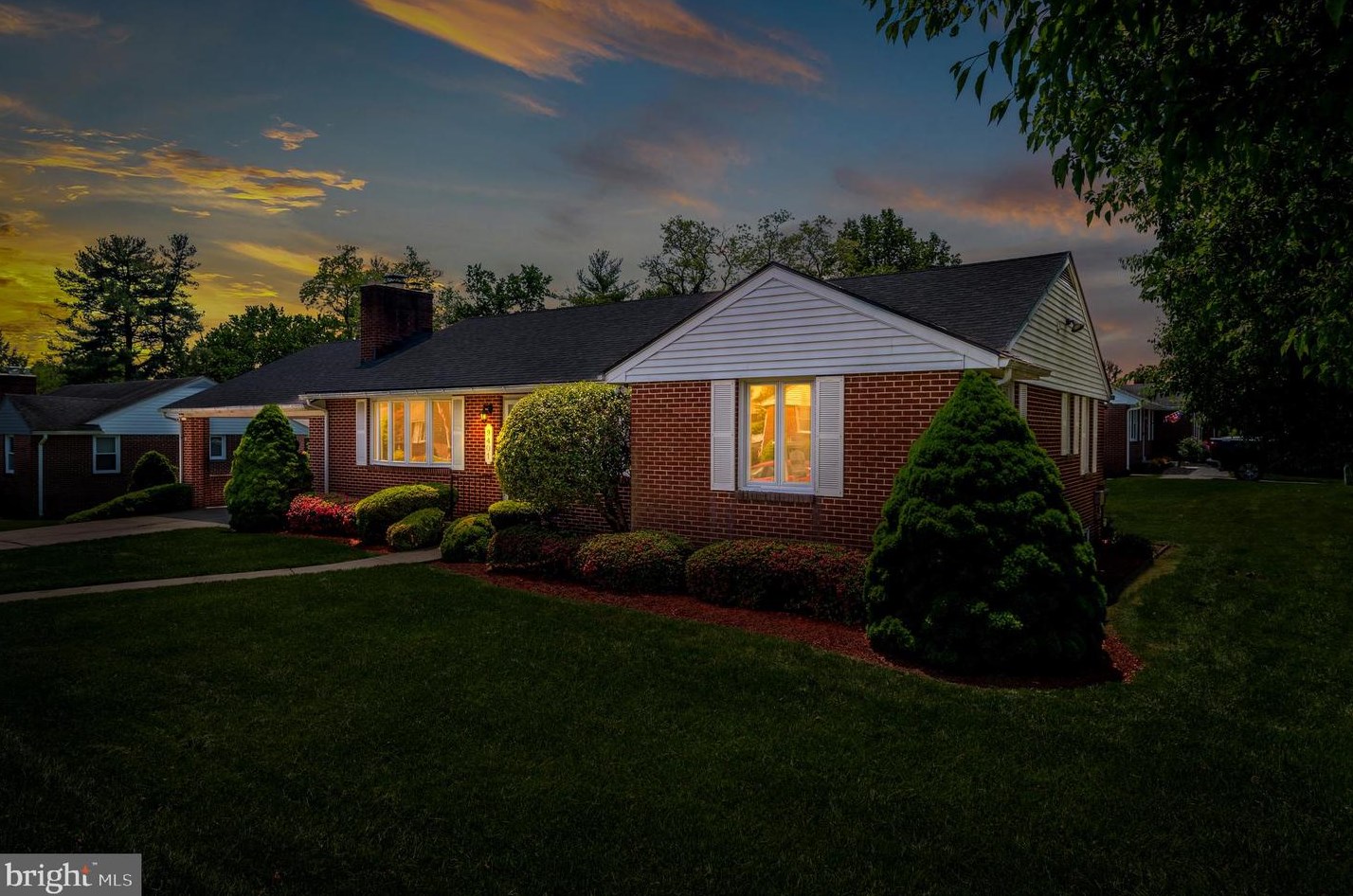 9401 Dawnvale Rd, Baltimore, MD 21236-1517