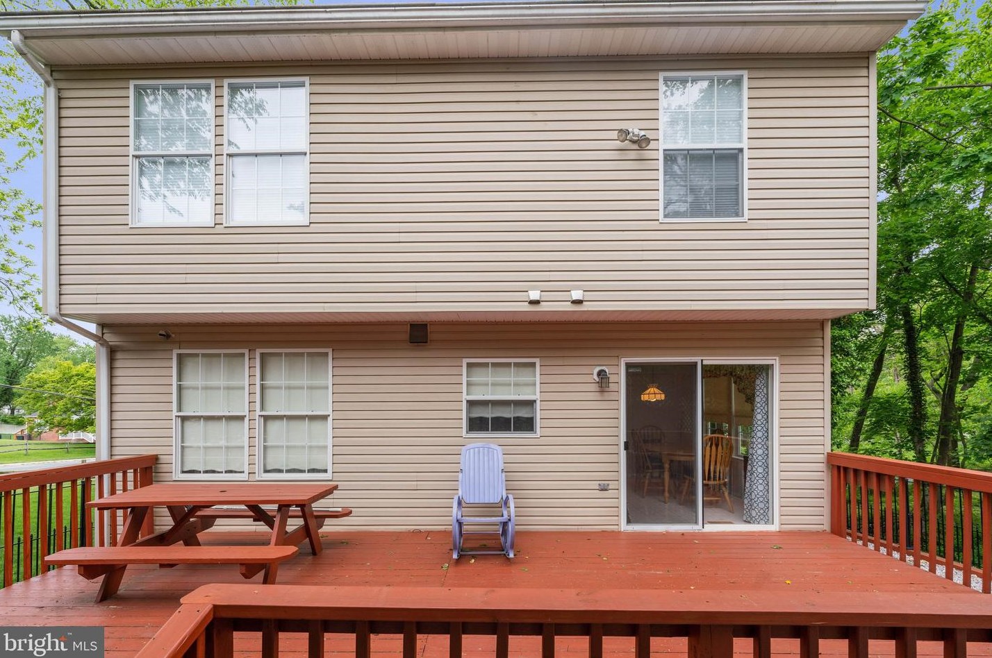 1 Overhill Rd, Baltimore MD  21228-4924 exterior