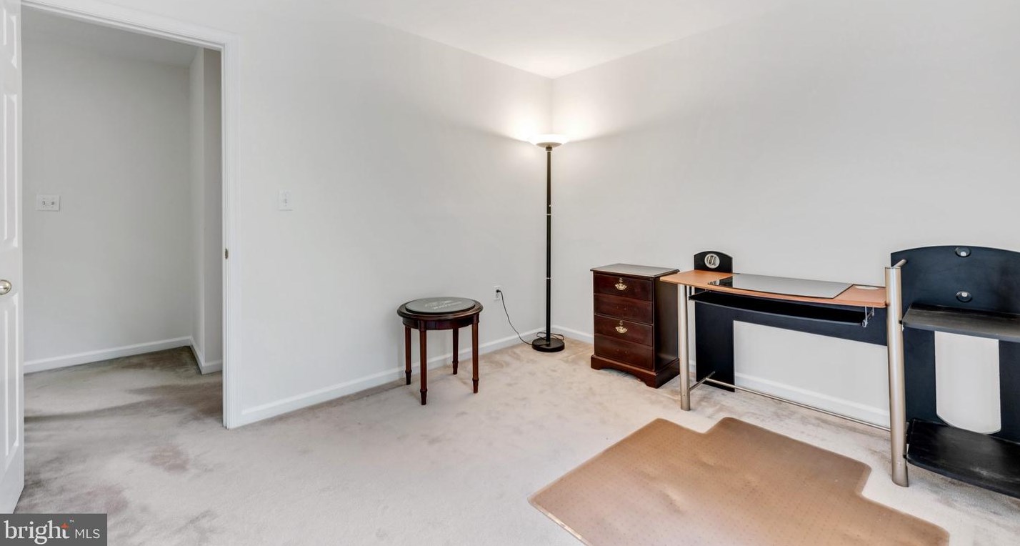 1 Overhill Rd, Baltimore MD  21228-4924 exterior