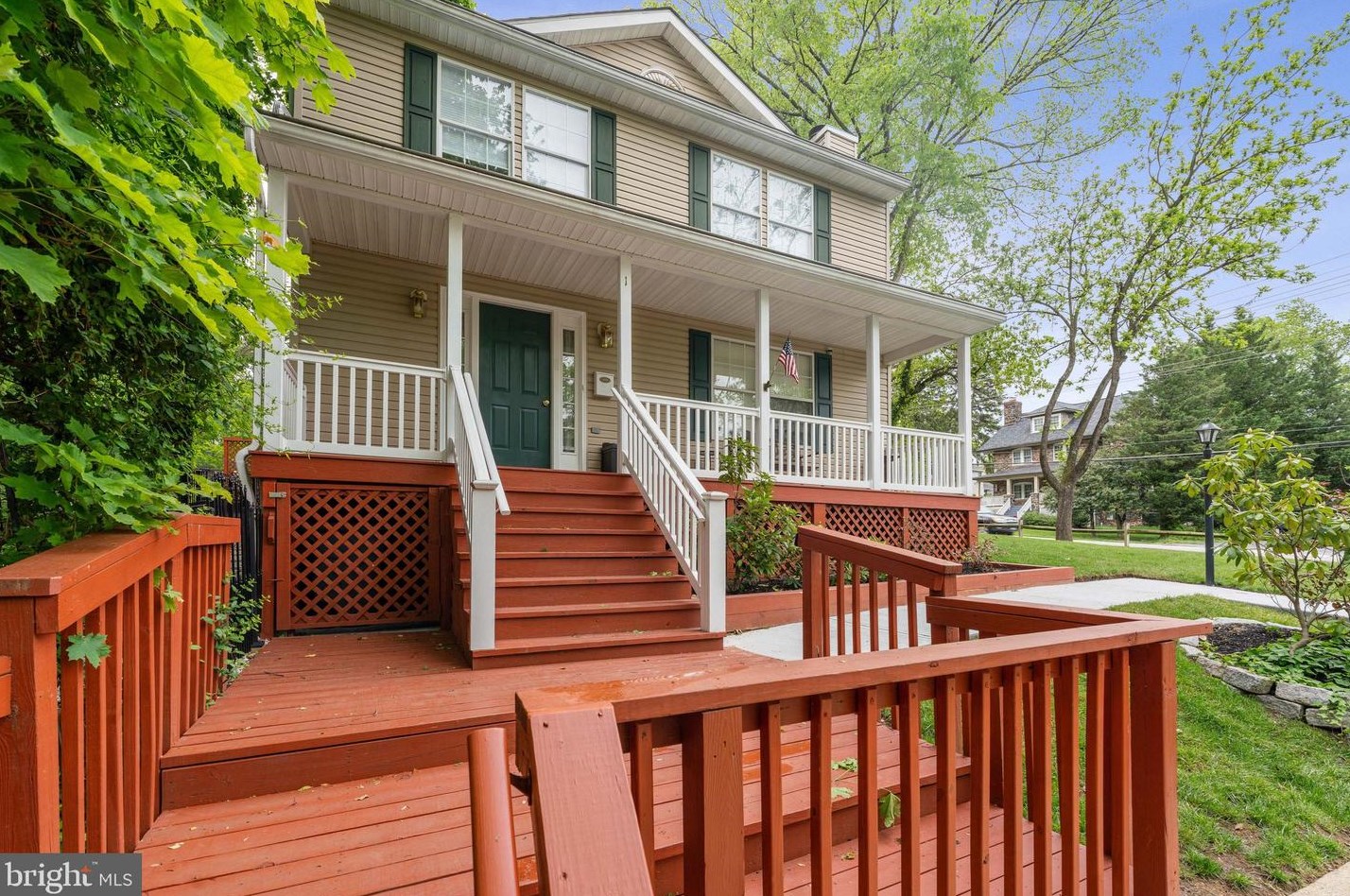 1 Overhill Rd, Baltimore MD  21228-4924 exterior