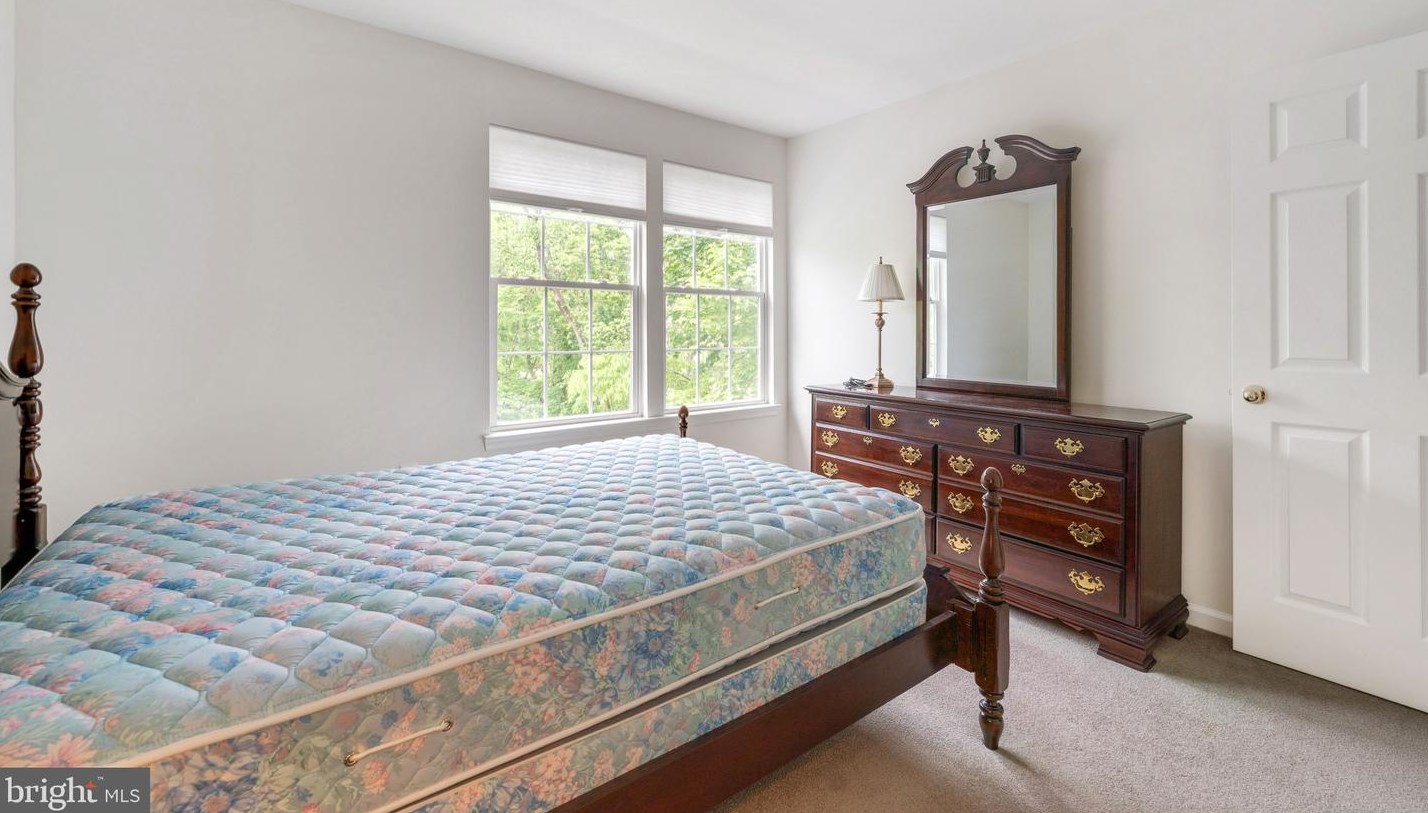 1 Overhill Rd, Baltimore MD  21228-4924 exterior