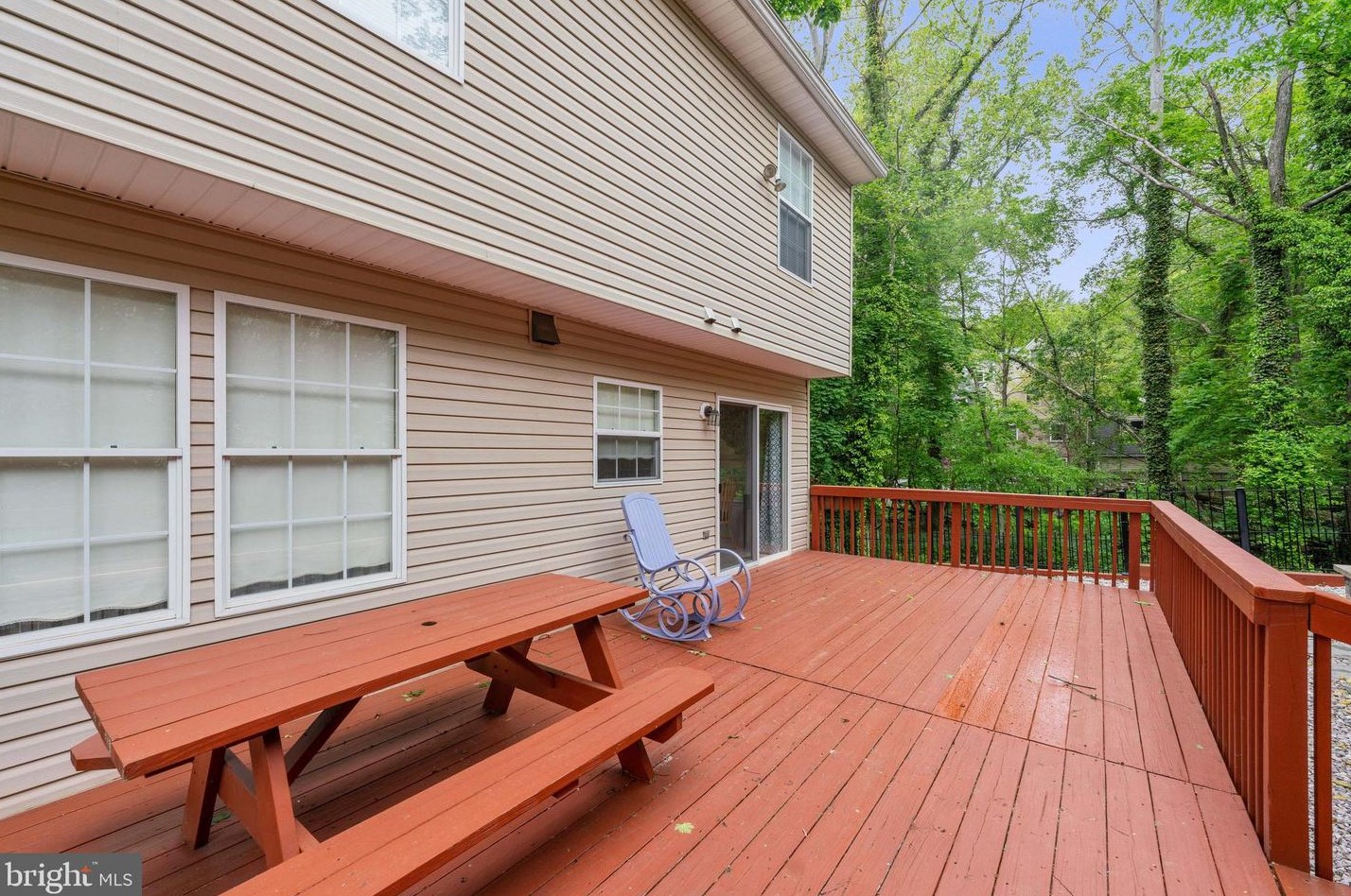 1 Overhill Rd, Baltimore MD  21228-4924 exterior