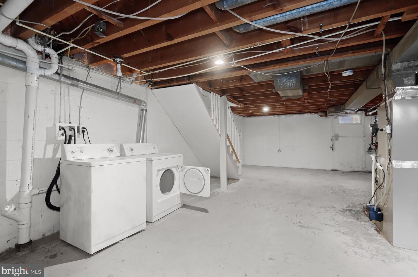 2117 Redthorn Rd, Baltimore MD  21220-4828 exterior