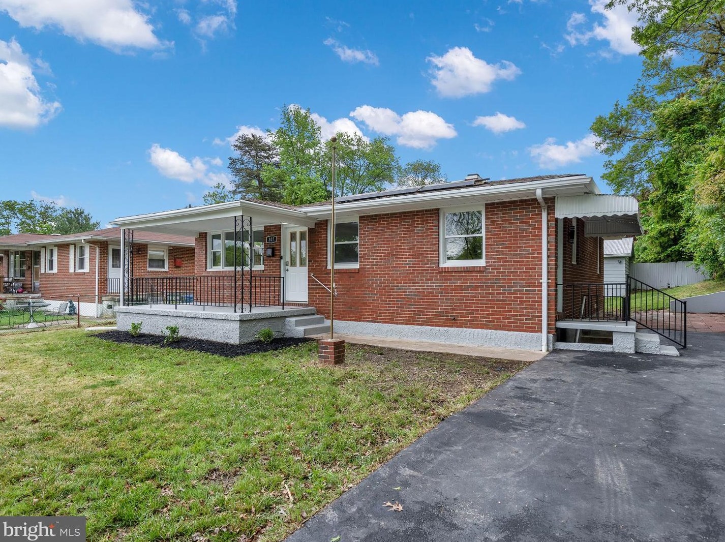 307 Essex Ave, Baltimore MD  21221-4710 exterior