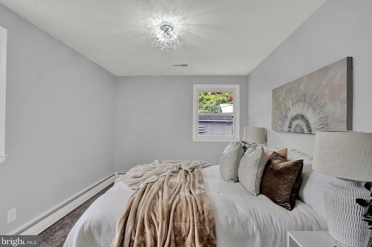 307 Essex Ave, Baltimore MD  21221-4710 exterior