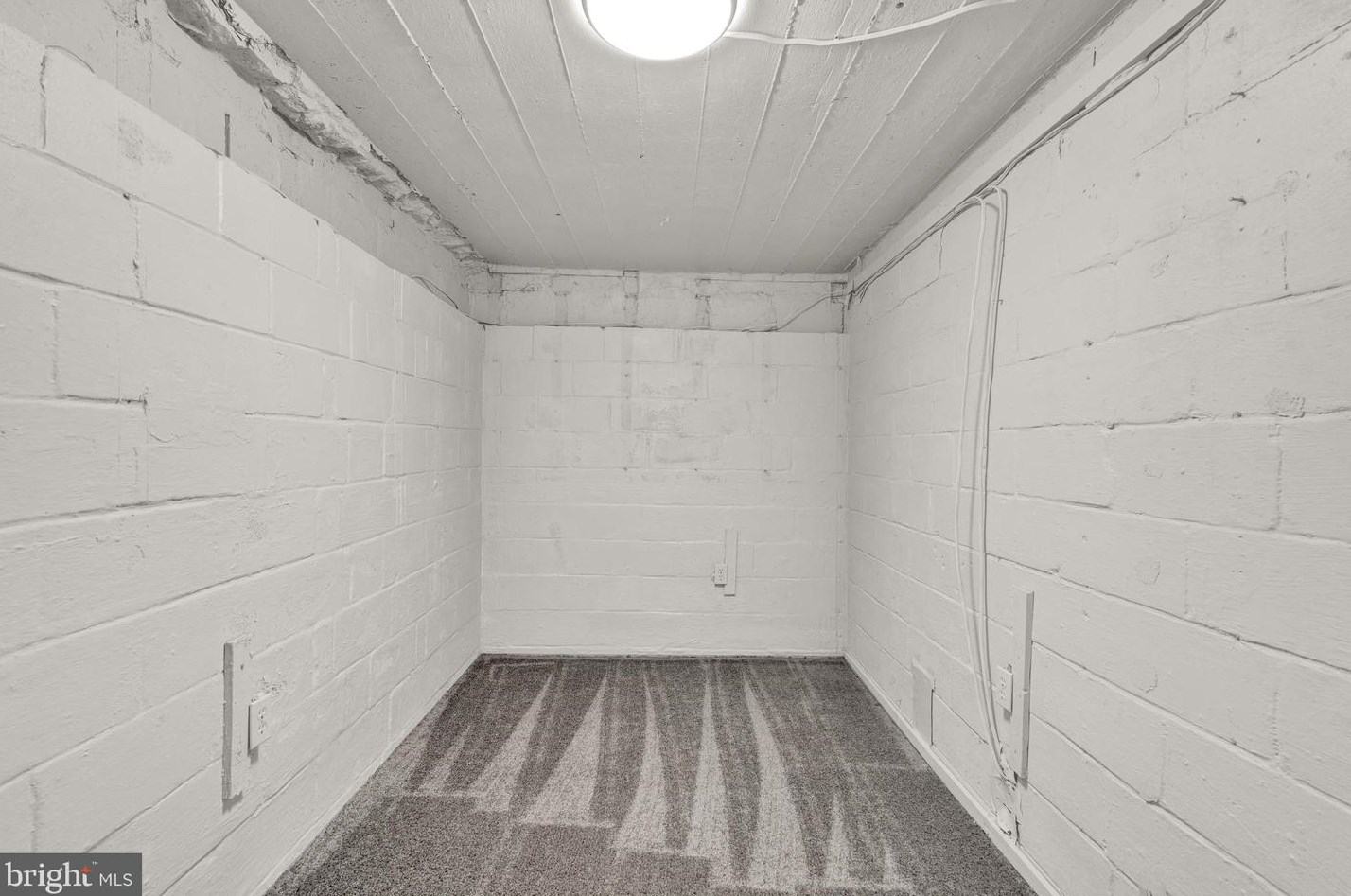 307 Essex Ave, Baltimore MD  21221-4710 exterior