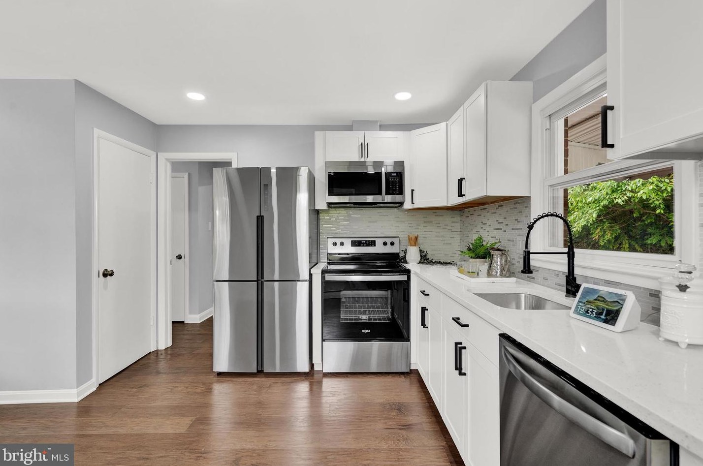 307 Essex Ave, Baltimore MD  21221-4710 exterior