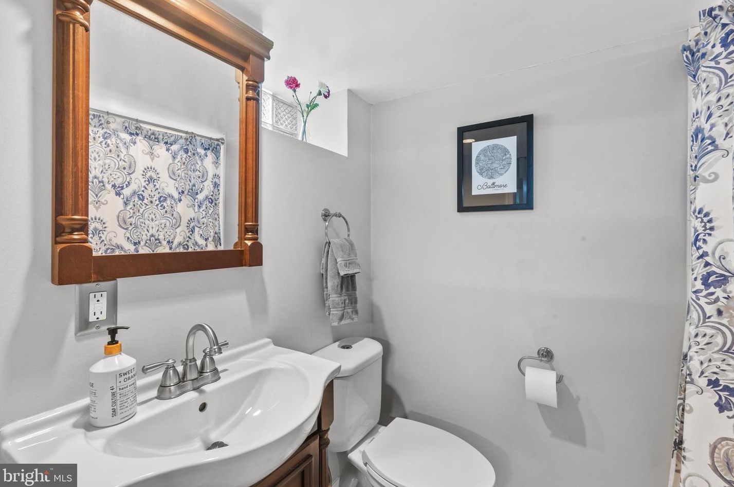 1842 Trenleigh Rd, Baltimore MD 21234-3844 exterior