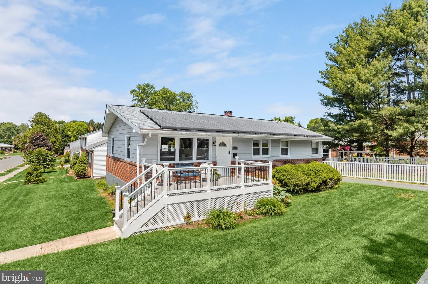 1920 Drummond Rd, Baltimore MD  21228-4206 exterior