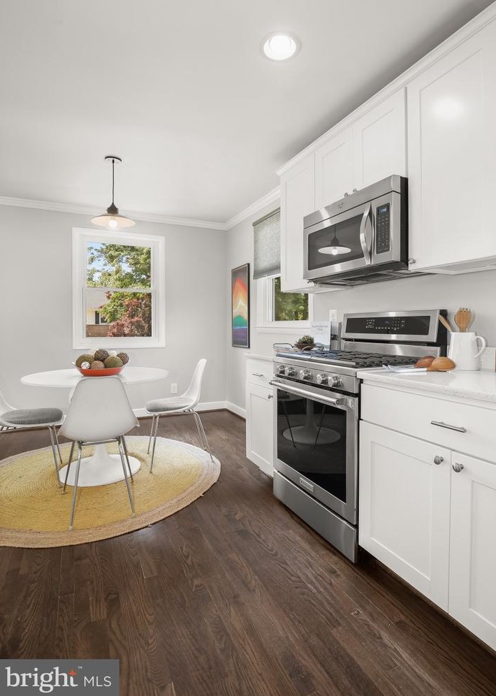 1920 Drummond Rd, Baltimore MD  21228-4206 exterior