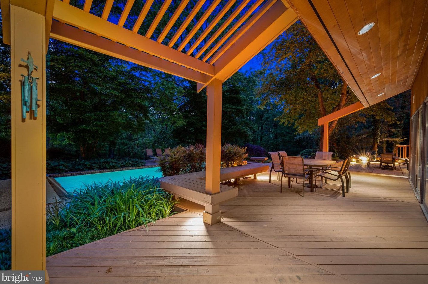 8570 Leisure Hill Dr, Baltimore MD  21208-1740 exterior