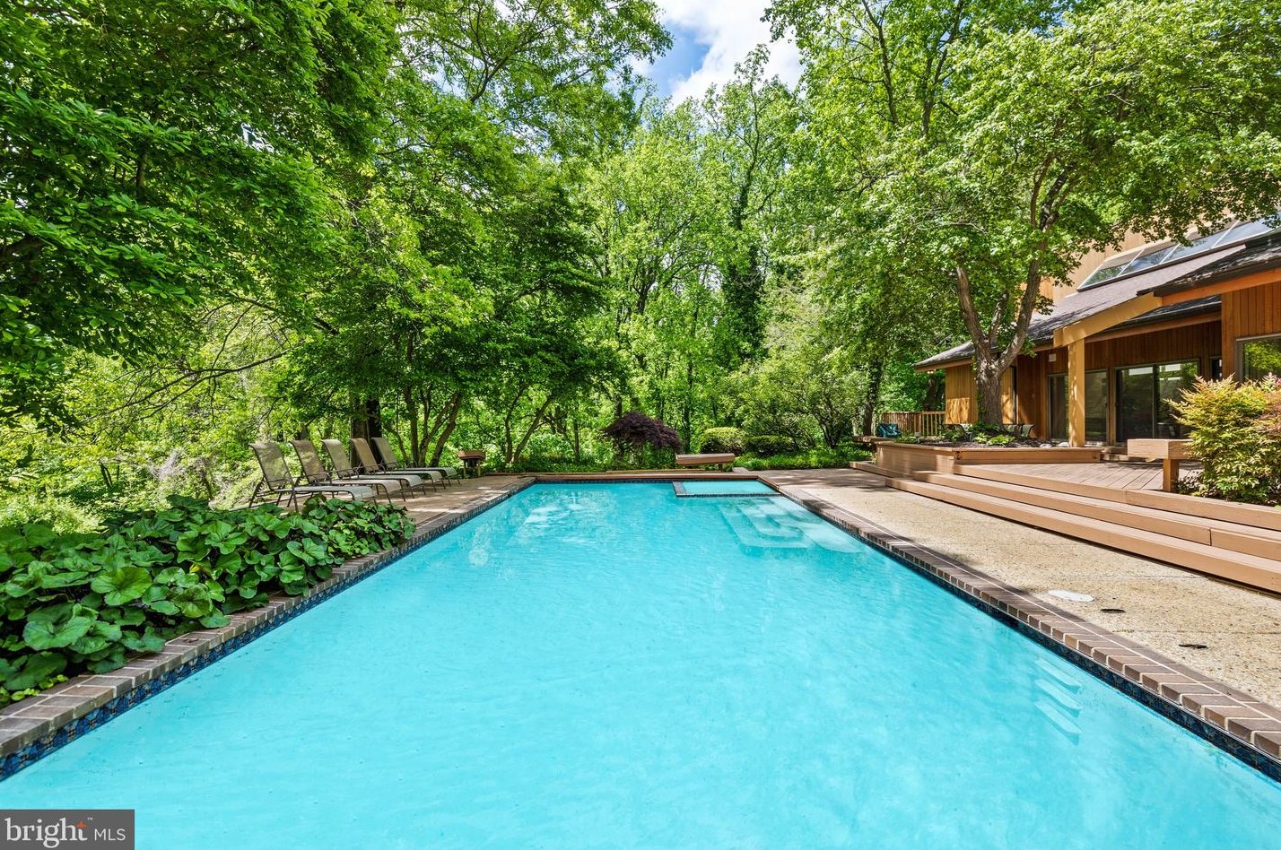 8570 Leisure Hill Dr, Baltimore MD  21208-1740 exterior