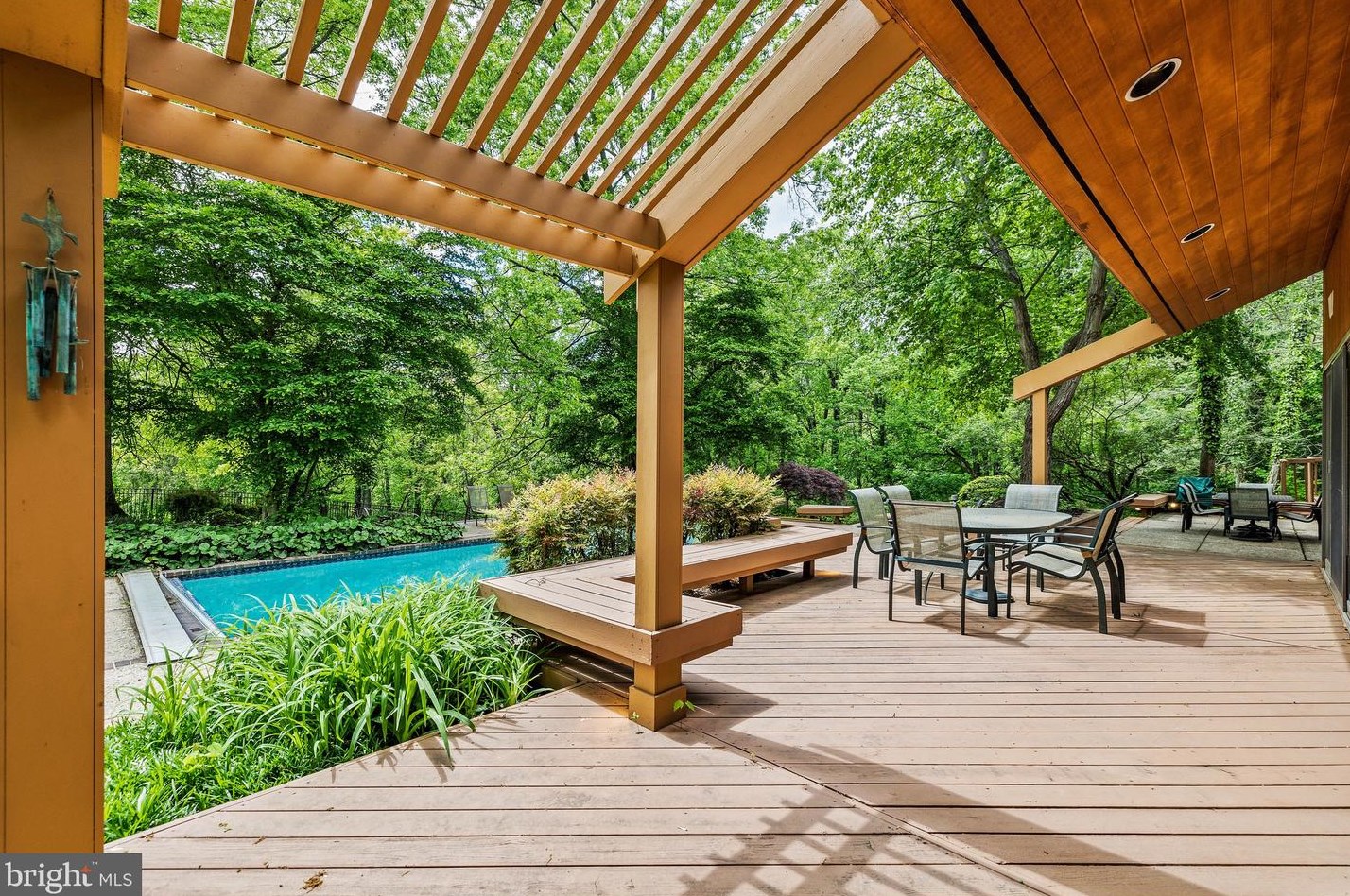 8570 Leisure Hill Dr, Baltimore MD  21208-1740 exterior