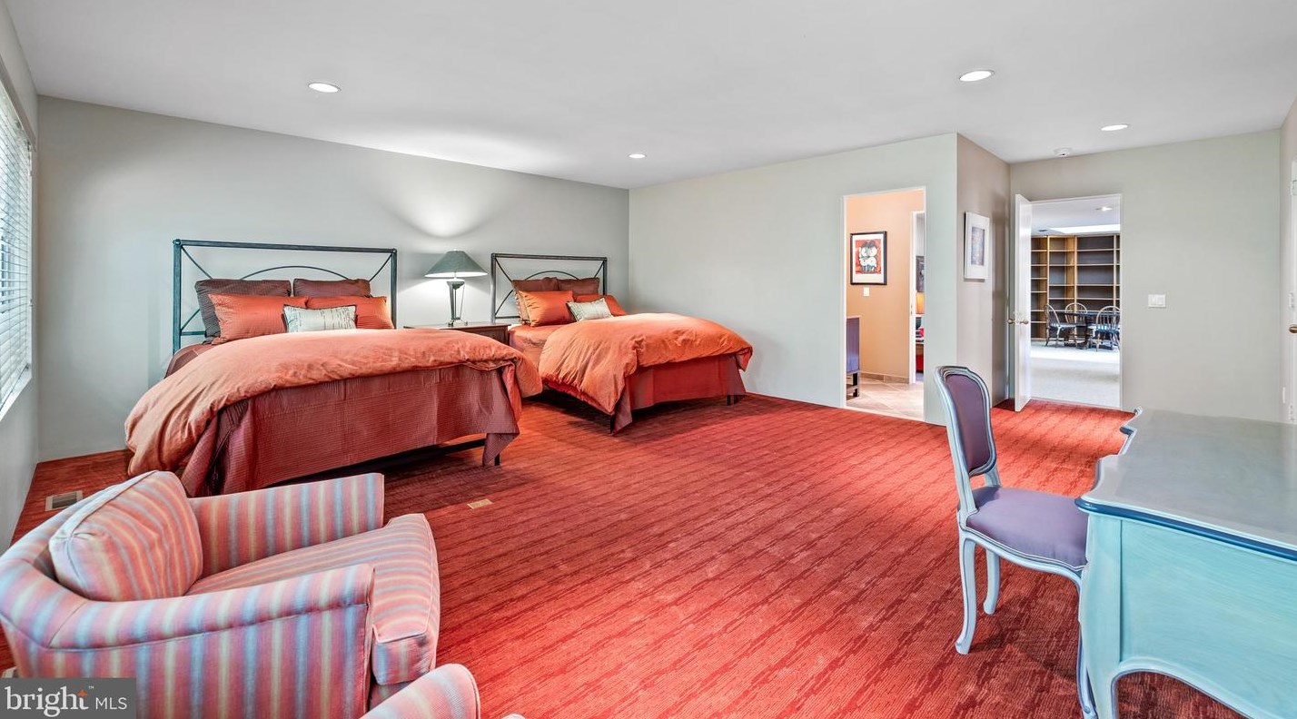 8570 Leisure Hill Dr, Baltimore MD  21208-1740 exterior