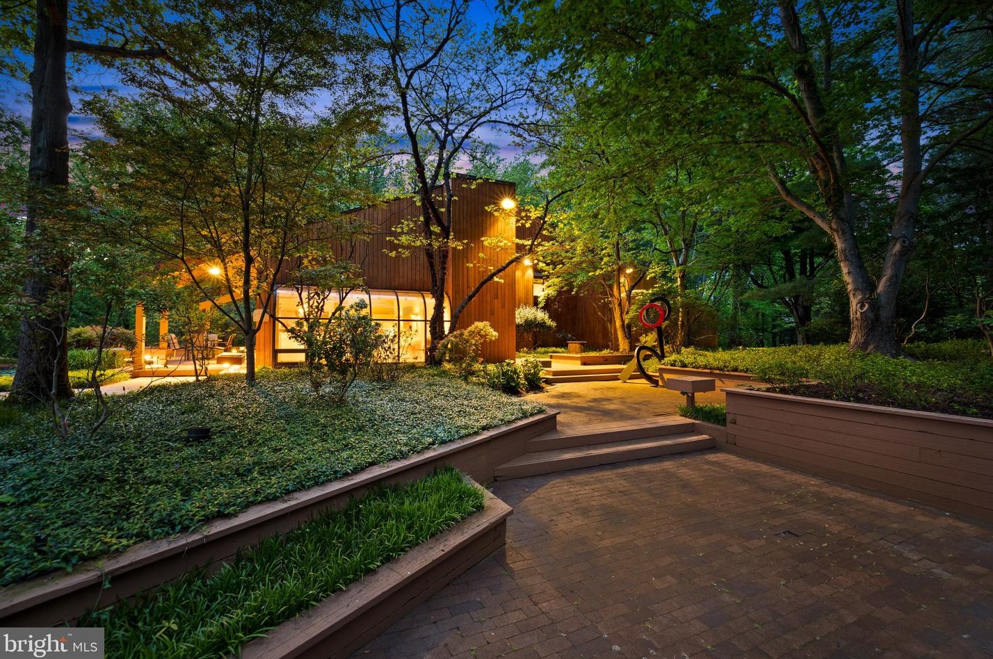 8570 Leisure Hill Dr, Baltimore MD  21208-1740 exterior