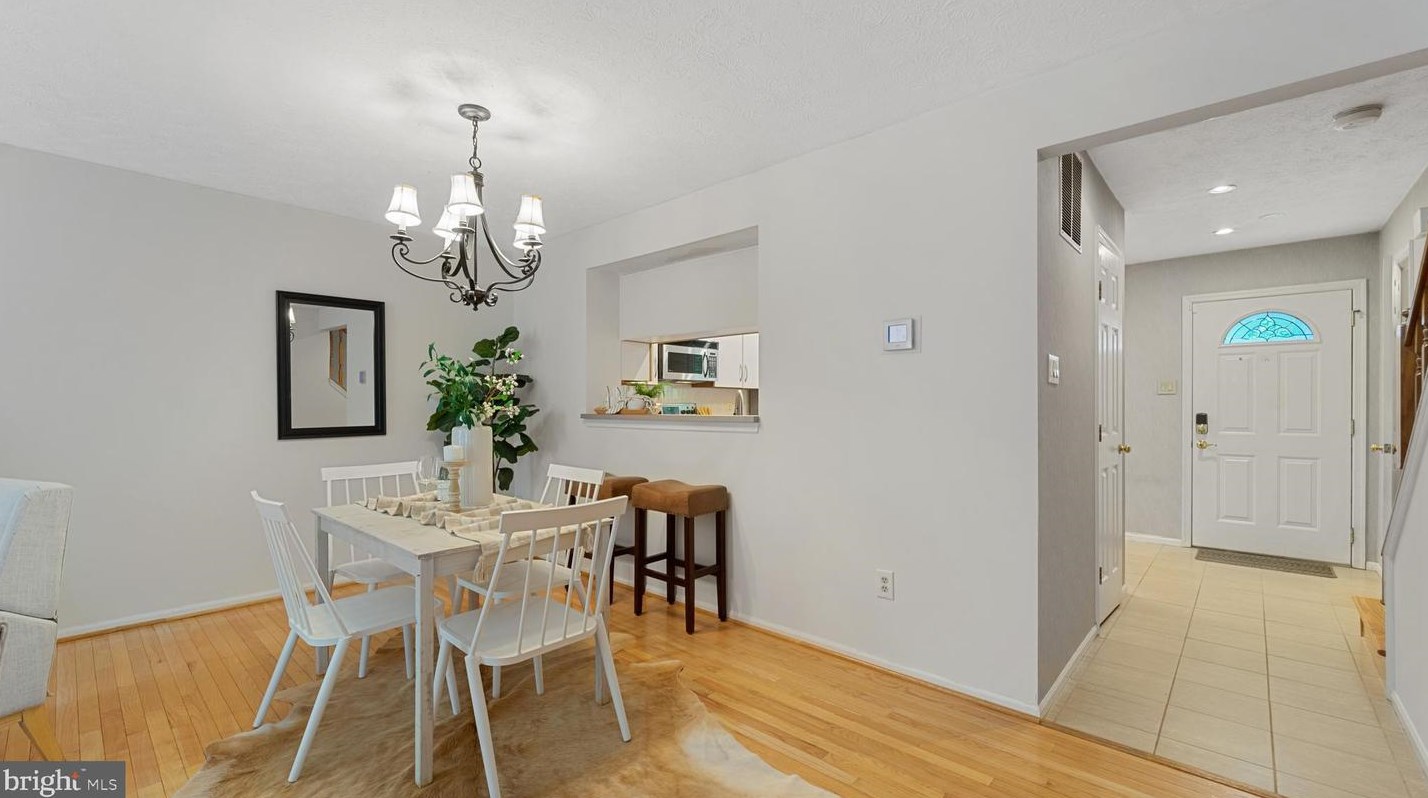 2011 Masters Dr, Baltimore MD  21209-1746 exterior