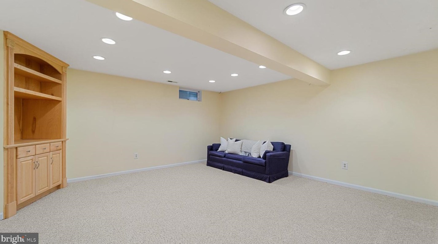 2011 Masters Dr, Baltimore MD  21209-1746 exterior