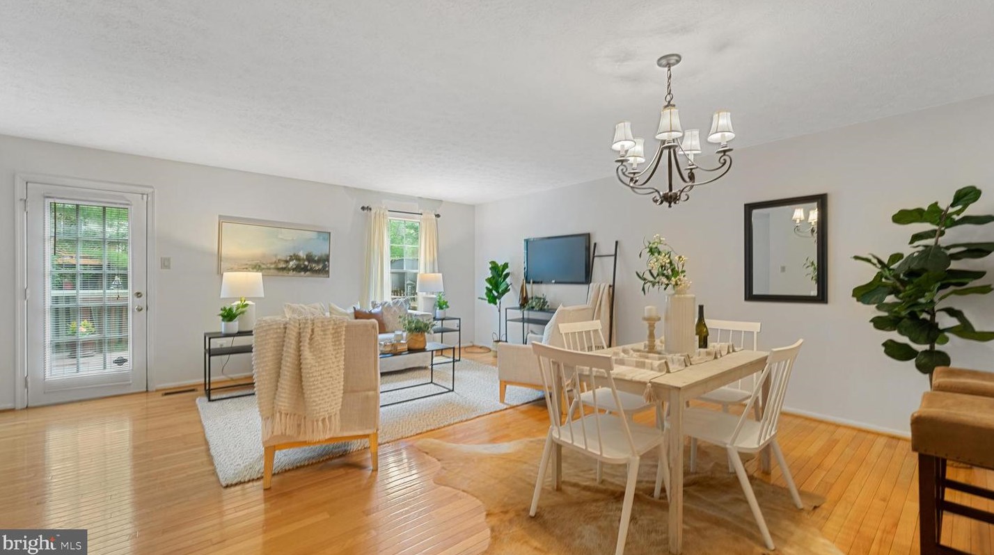 2011 Masters Dr, Baltimore MD  21209-1746 exterior