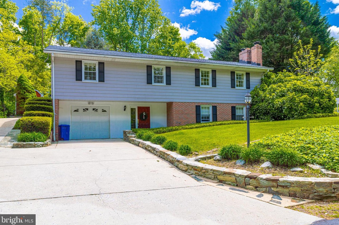 5205 Forge Rd, Perry Hall, MD 21128