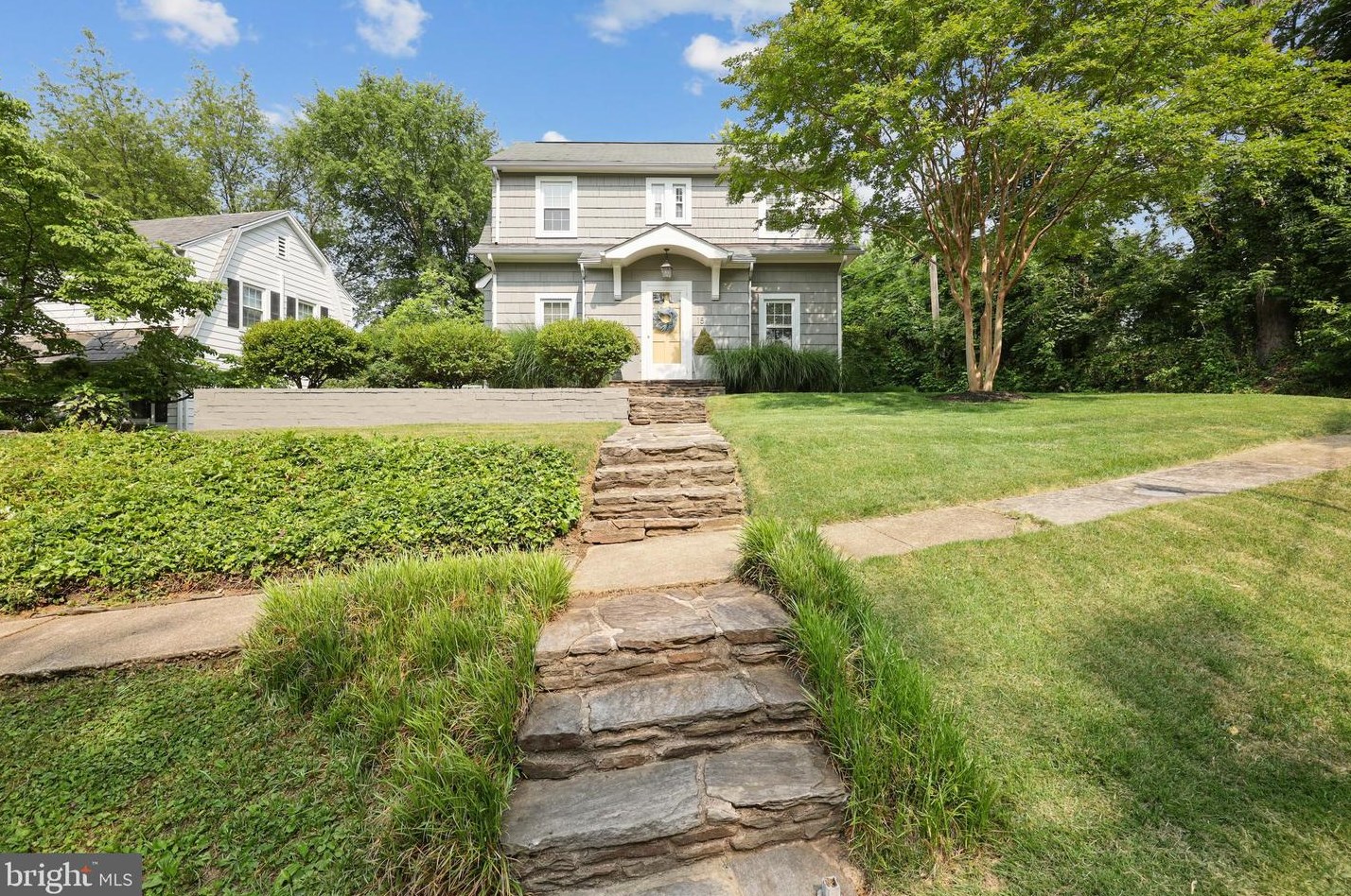 15 Hilltop Rd, Baltimore MD  21228-5520 exterior