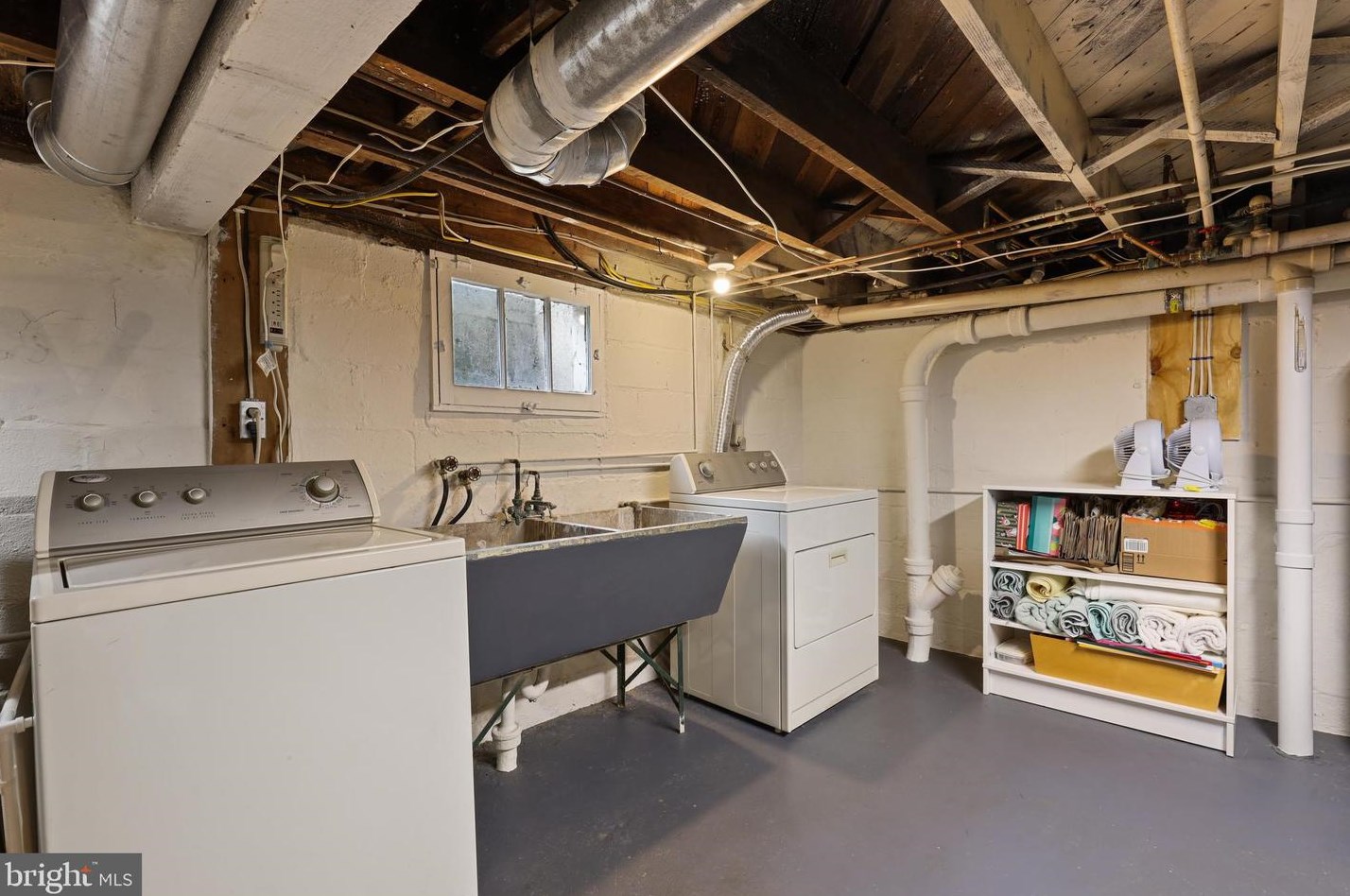 15 Hilltop Rd, Baltimore MD  21228-5520 exterior