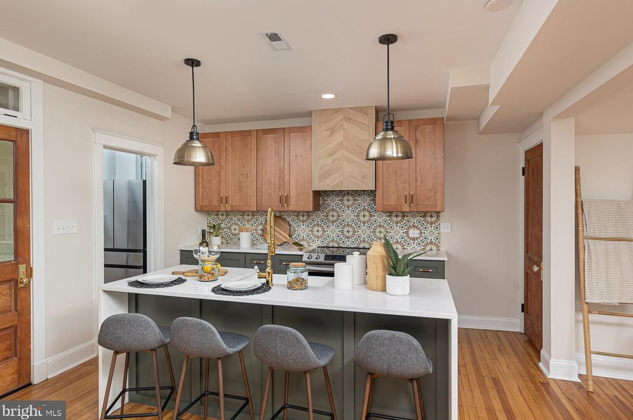 5607 Piedmont Ave, Baltimore MD  21207-6160 exterior