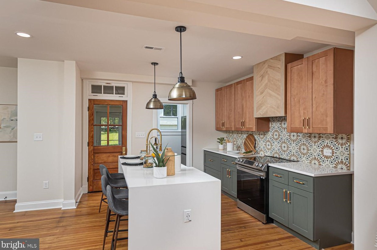 5607 Piedmont Ave, Baltimore MD  21207-6160 exterior