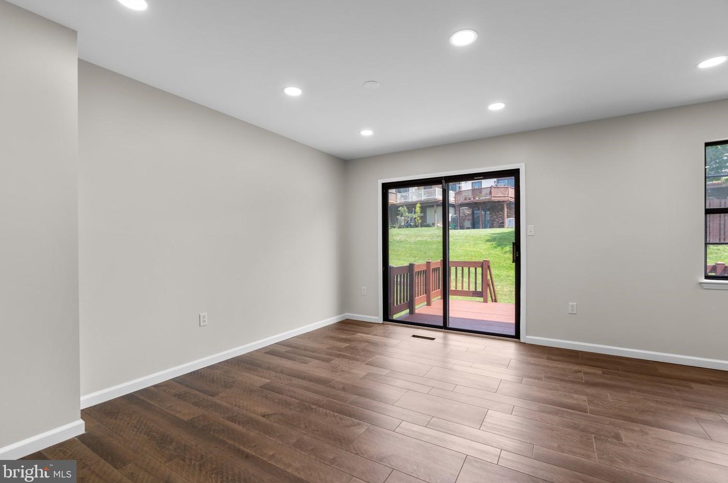 20 Heather Hill Rd, Baltimore MD  21228-6102 exterior