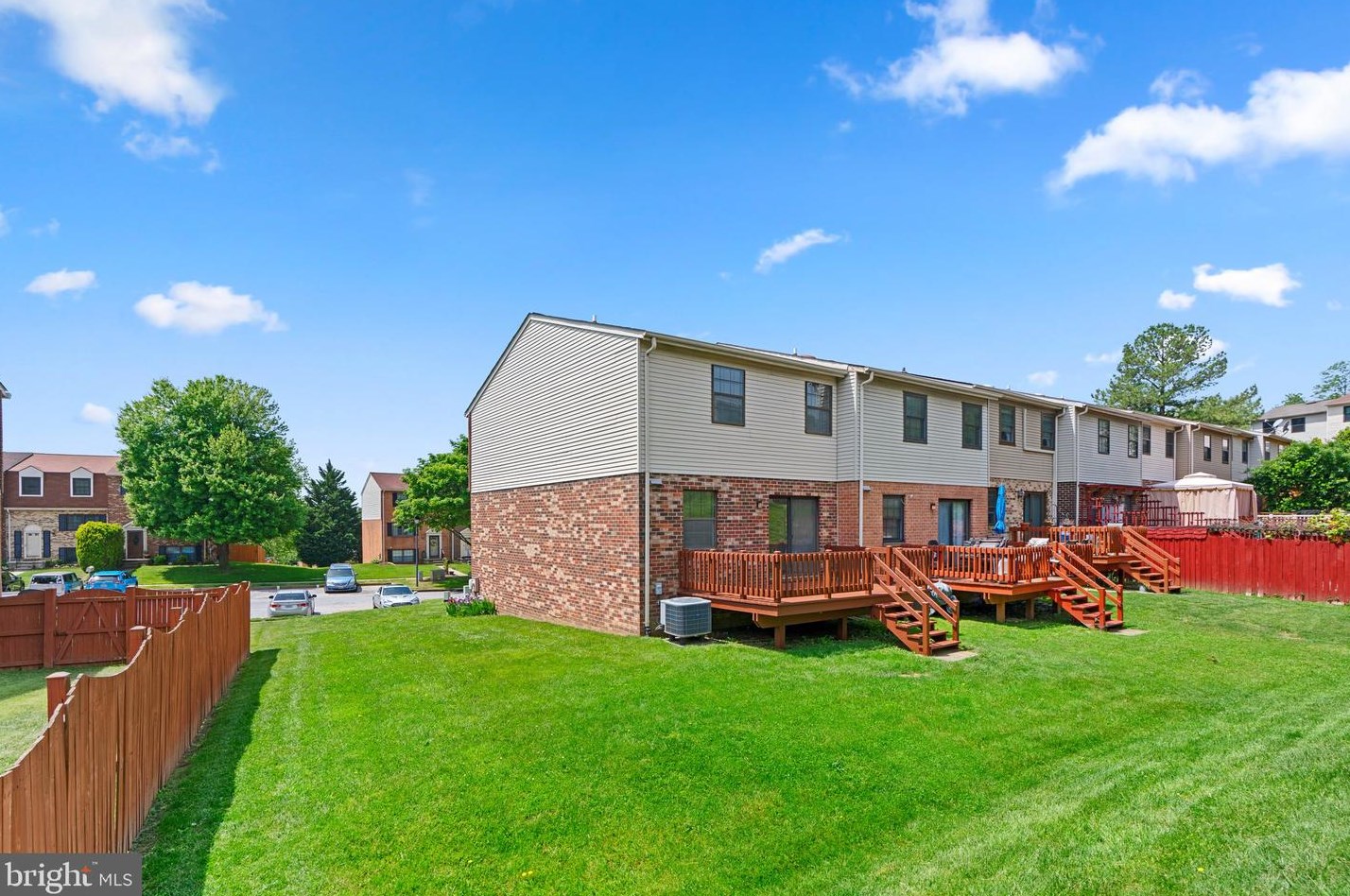 20 Heather Hill Rd, Baltimore, MD 21228-6102