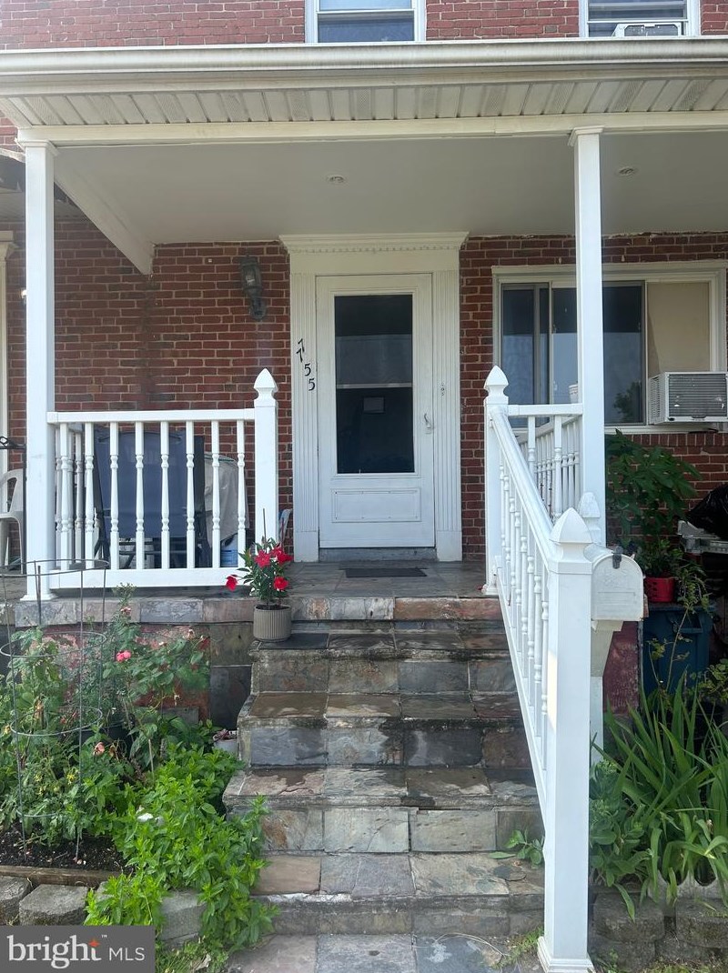 7755 Baltimore St, Baltimore, MD 21224-2008