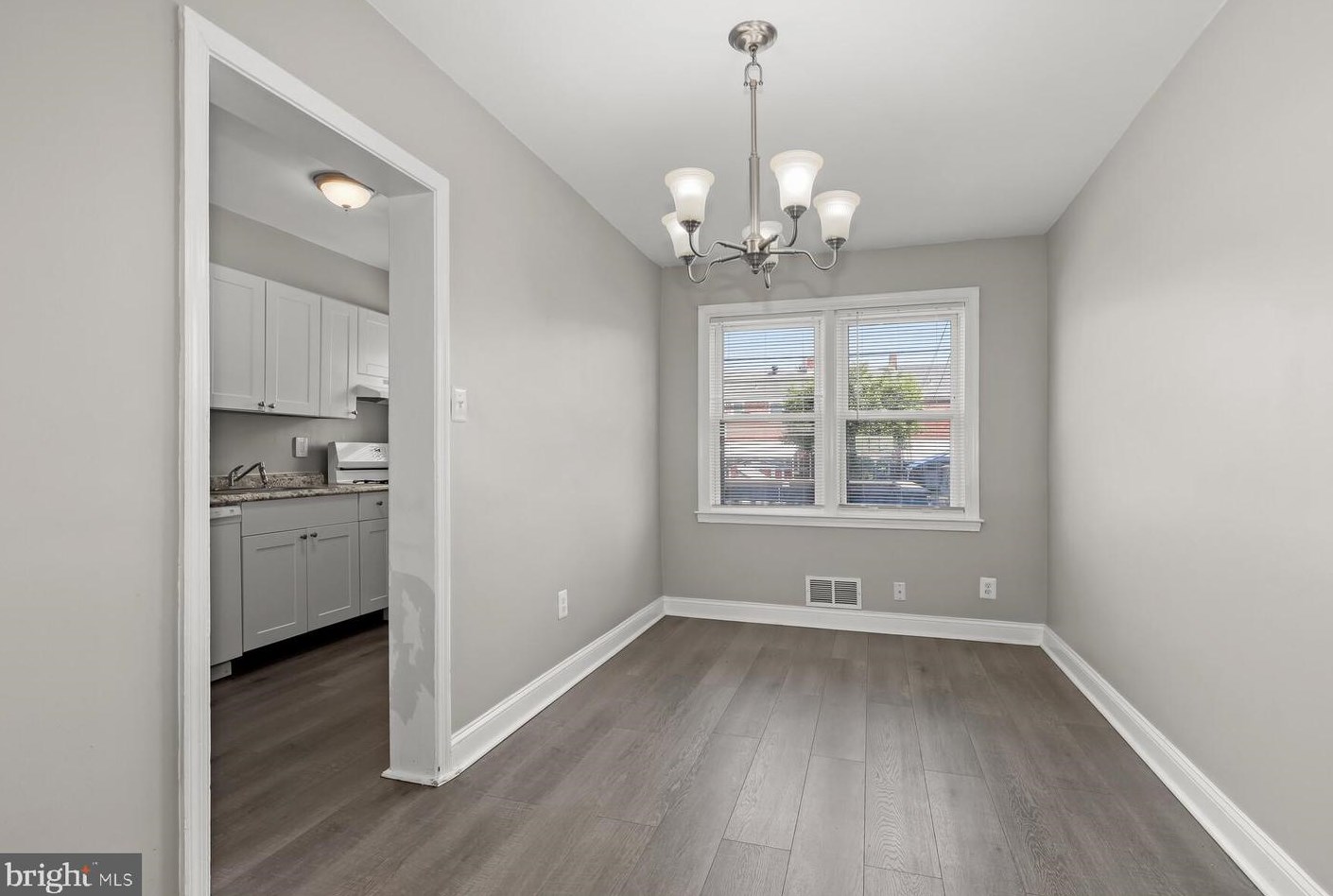 2118 Redthorn Rd, Baltimore MD  21220-4829 exterior