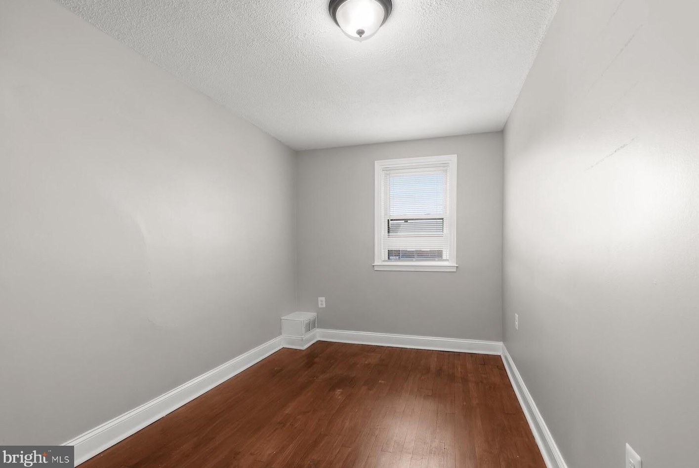 2118 Redthorn Rd, Baltimore MD  21220-4829 exterior